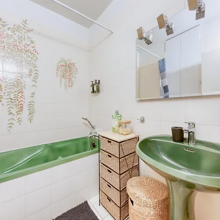 T3 10min From Orly Airport And 5min From Rer B Apartment Antony