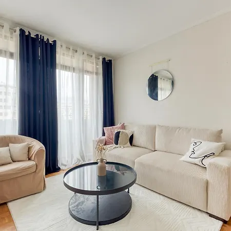 T3 10min From Orly Airport And 5min From Rer B Apartment