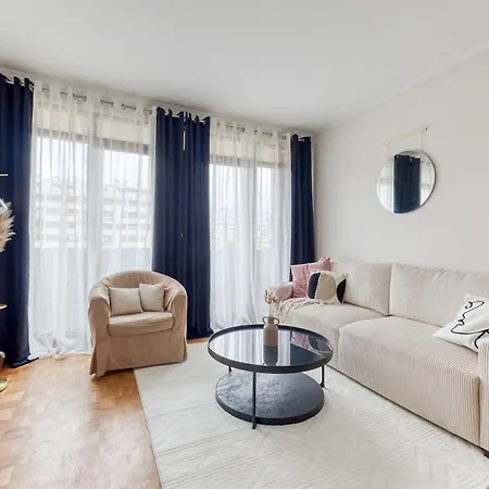 T3 10min From Orly Airport And 5min From Rer B Apartment Antony