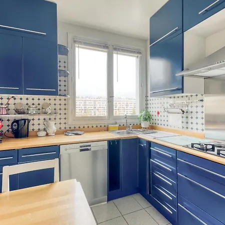 T3 10min From Orly Airport And 5min From Rer B Apartment